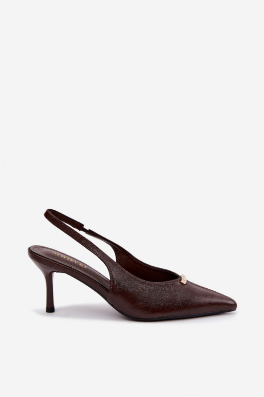 Escarpins chocolat Inessae avec détails décoratifs