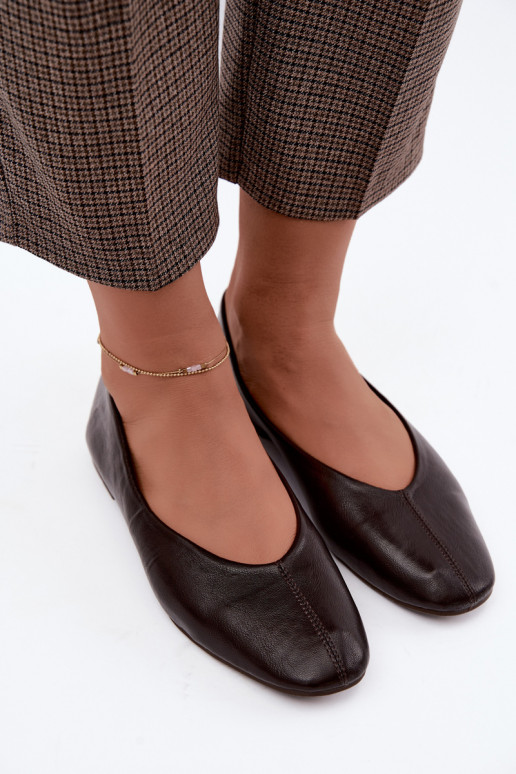 Ballerines chocolat Iralia avec broderie décorative