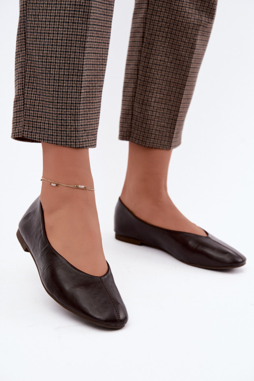 Ballerines chocolat Iralia avec broderie décorative