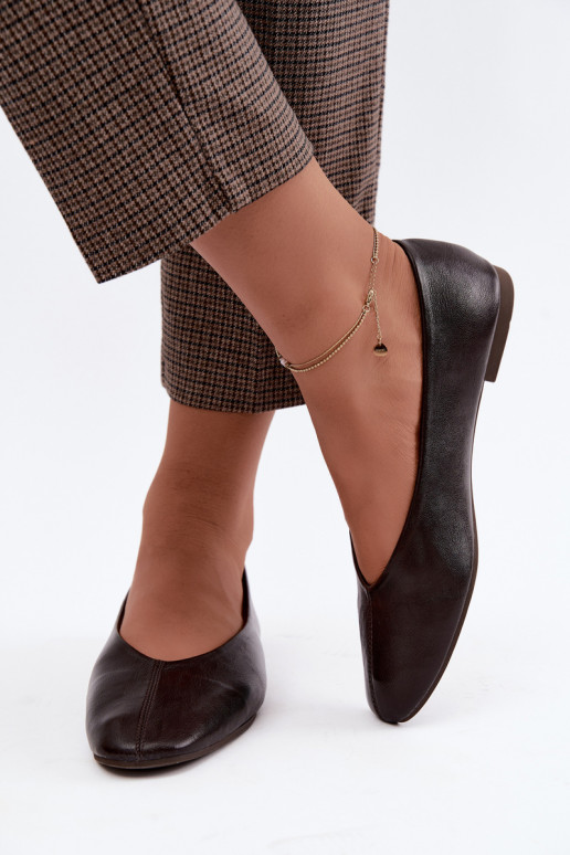Ballerines chocolat Iralia avec broderie décorative