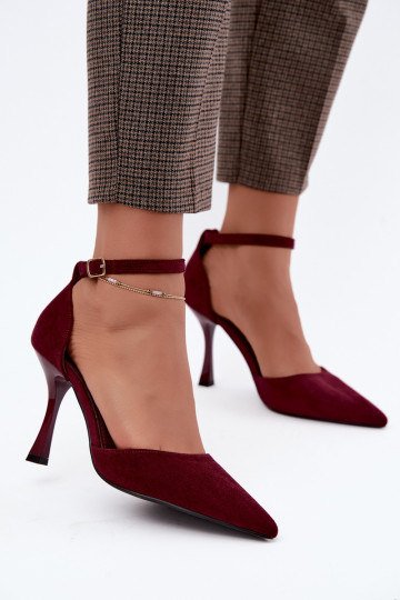 Chaussures en daim synthétique avec des sangles couleur bordeaux Ladessa 2