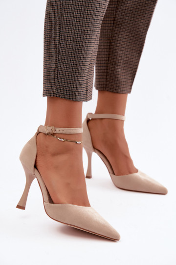 Chaussures en daim synthétique avec des sangles couleur sable Ladessa