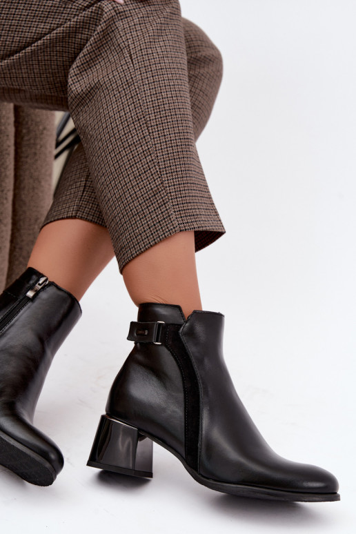 Bottines pour femmes en cuir synthétique avec talons isolées Zazoo 60563 en noir