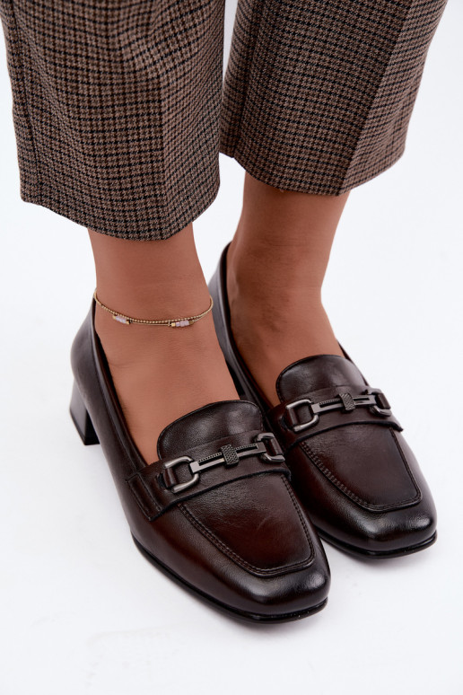 Chaussures en cuir synthétique avec des ornements Vinceza 39978 en couleur chocolat