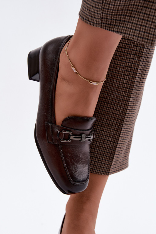 Chaussures en cuir synthétique avec des ornements Vinceza 39978 en couleur chocolat