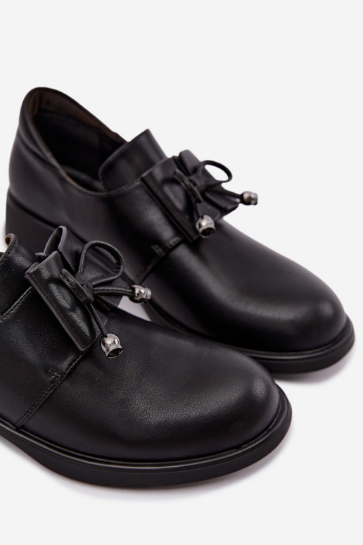 Chaussures en cuir synthétique avec des nœuds T.Sokolski AN J26-190 en couleur noire