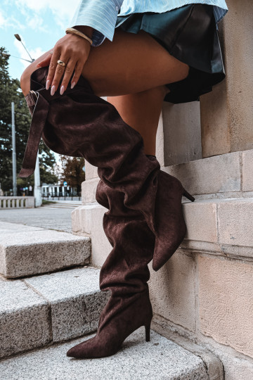 bottes hautes à enfiler pour femmes avec talons en chocolat Rosena 2