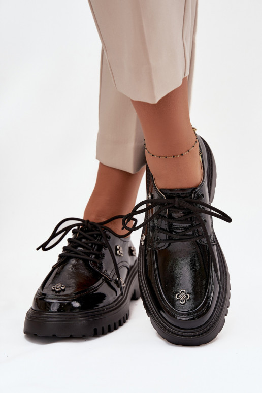 Chaussures pour femmes en cuir verni avec boucles en noir Artiker 57C0333