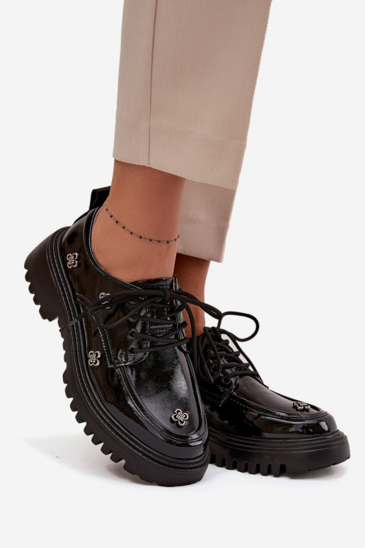 Chaussures pour femmes en cuir verni avec boucles en noir Artiker 57C0333