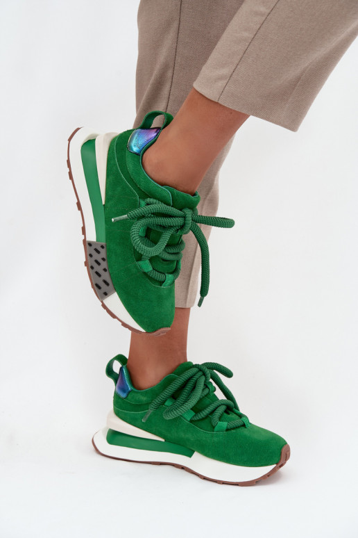 Baskets pour femmes en daim synthétique avec plateforme et lacets épais en vert Artiker 55C0136