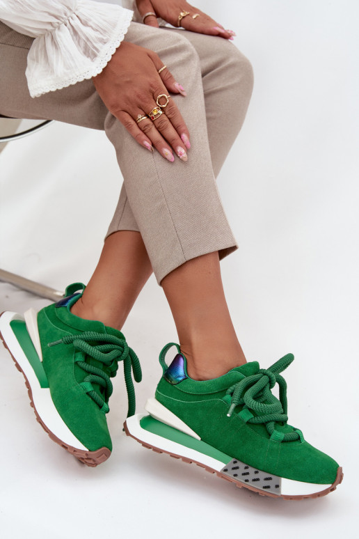 Baskets pour femmes en daim synthétique avec plateforme et lacets épais en vert Artiker 55C0136