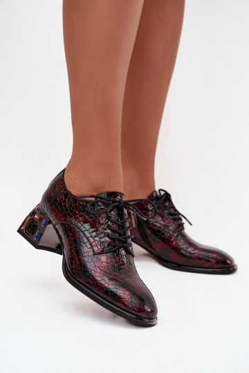 Mocassins en cuir verni pour femmes avec talons et détails scintillants en bordeaux Artiker 57C0073