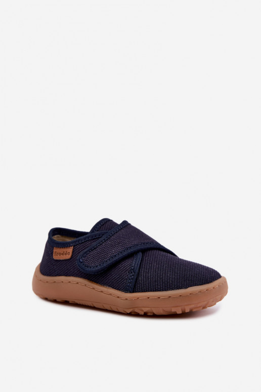 Chaussons pour enfants garçons avec fermetures adhésives Barefoot Froddo G1700438 en bleu foncé