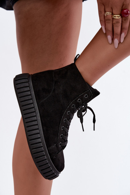 Chaussures décontractées chaudes en faux daim avec plateforme en noir Isaria
