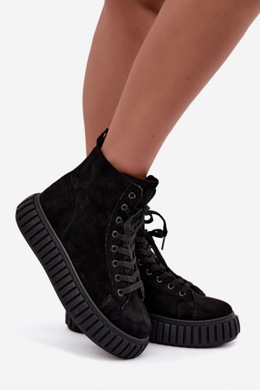 Chaussures décontractées chaudes en faux daim avec plateforme en noir Isaria