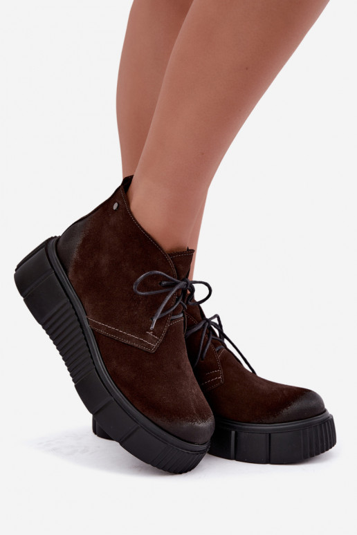 Chaussures pour femmes en cuir en faux daim chauffées avec plateforme en marron Zazoo 60588