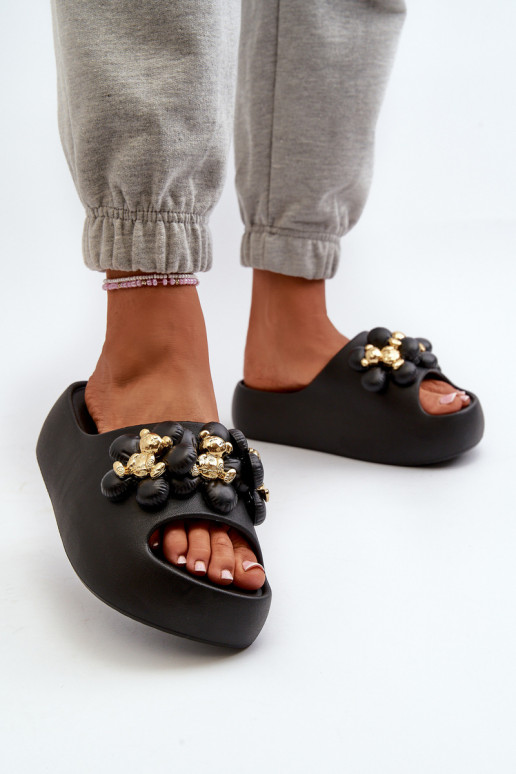 Chaussons légers pour femmes avec de beaux détails sur semelle épaisse en noir Bremavia
