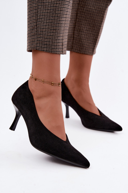 Chaussures à talons noires avec broderie décorative Sedria