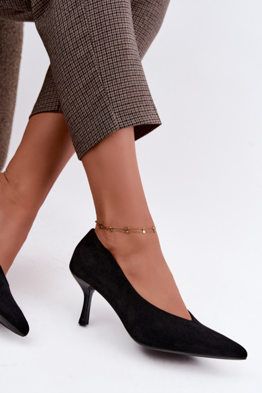 Chaussures à talons noires avec broderie décorative Sedria