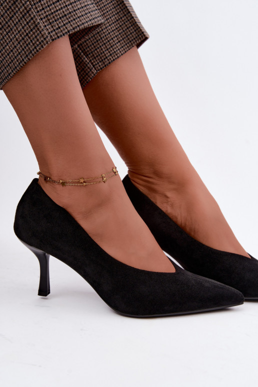 Chaussures à talons noires avec broderie décorative Sedria