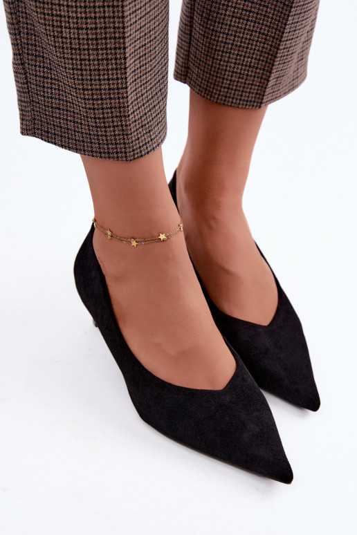 Chaussures à bout pointu en noir Tadela