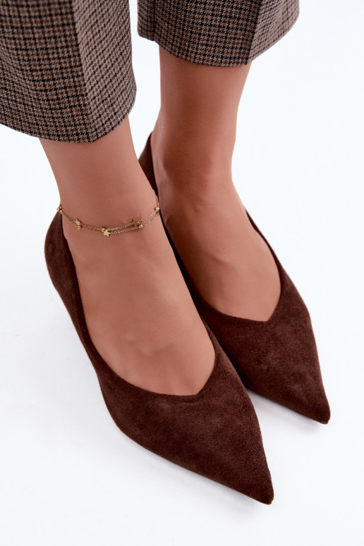 Chaussures à bout pointu en couleur chocolat Tadela