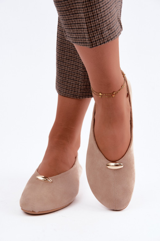 Ballerines couleur sable pour femmes avec détails dorés Serela