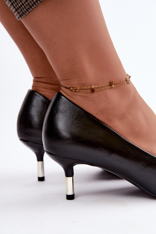 Chaussures à petit talon en noir Pelina