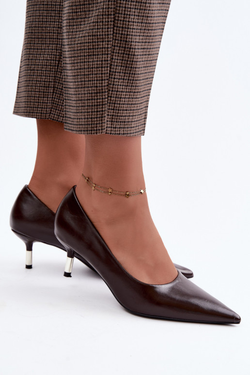 Chaussures à petit talon en couleur chocolat Pelina