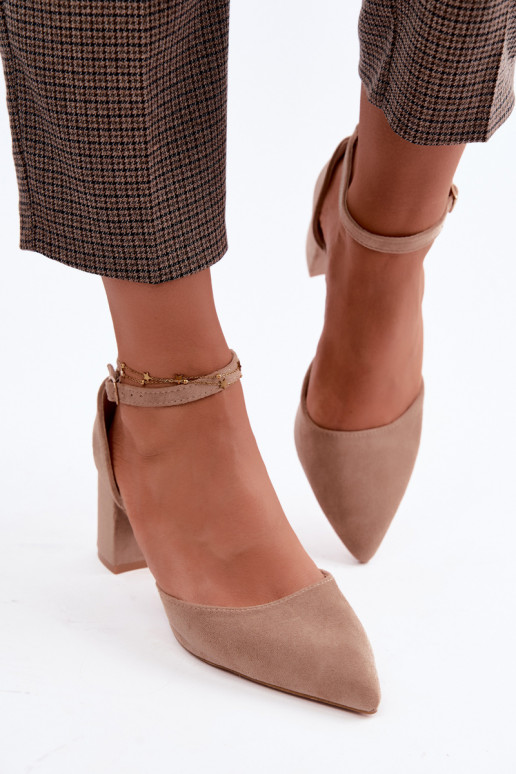 Chaussures à talon avec brides en couleur sable Olenae