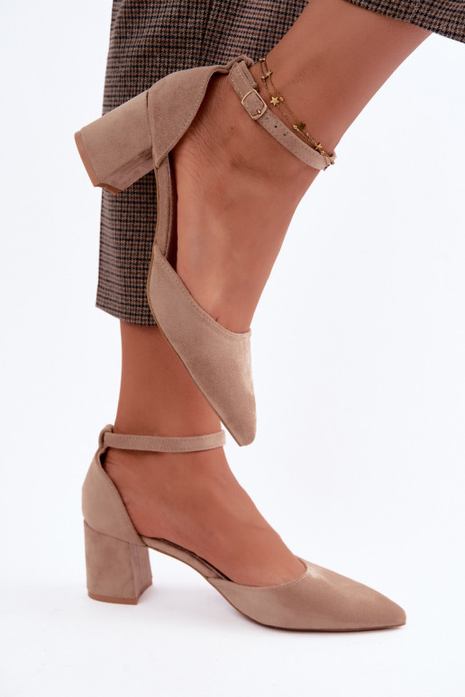 Chaussures à talon avec brides en couleur sable Olenae