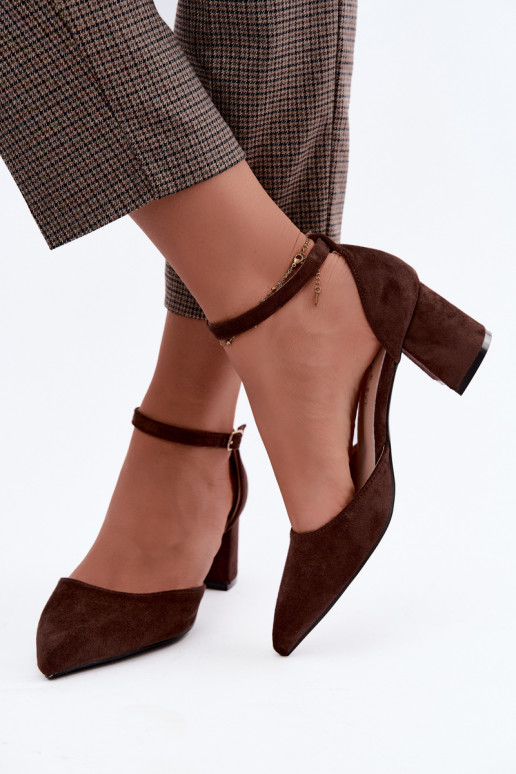 Chaussures avec talons et sangles Olenae