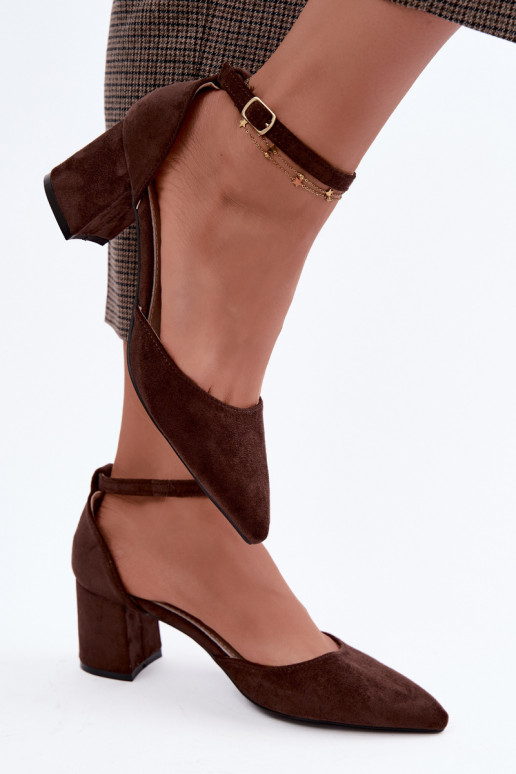 Chaussures avec talons et sangles Olenae