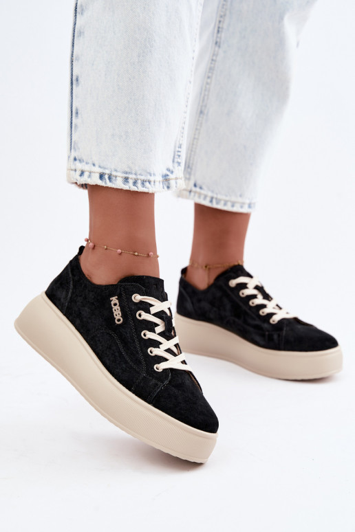 Baskets en daim synthétique avec plateforme Kobbo en noir