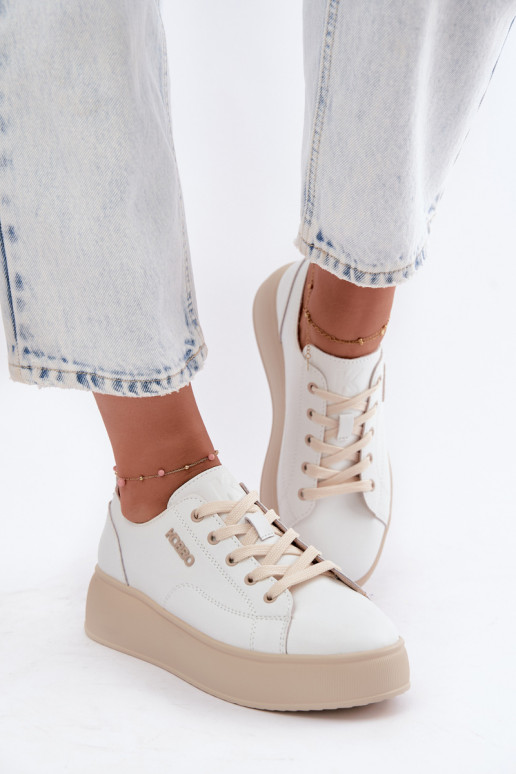 Baskets en simili cuir avec plateforme Kobbo en blanc