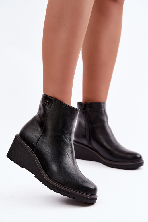 Bottines noires bordées avec plateforme Larisae