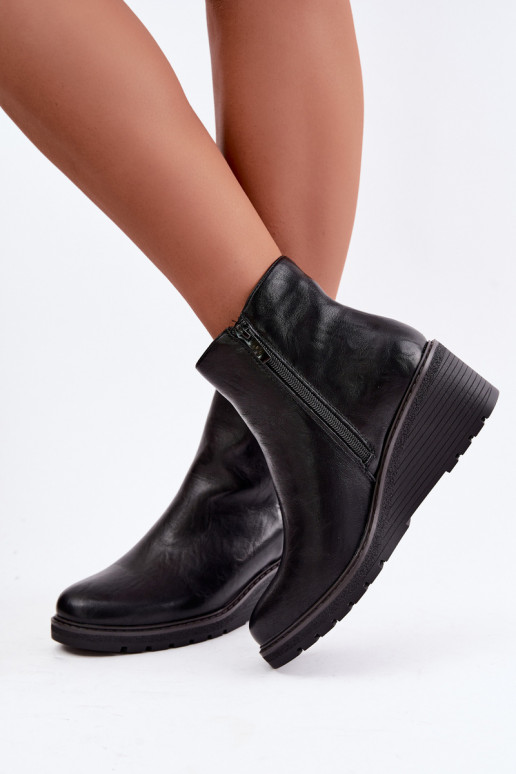 Bottines noires bordées avec plateforme Larisae