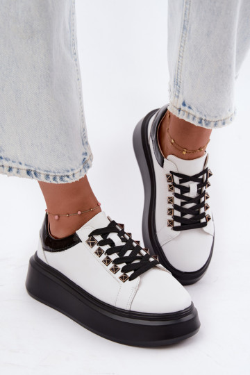 Baskets en cuir noires et blanches avec clous Artiker 55C0401