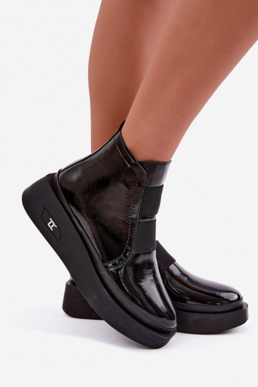 Bottines en cuir noires chauffées avec plateforme et effet verni Artiker 55C0820