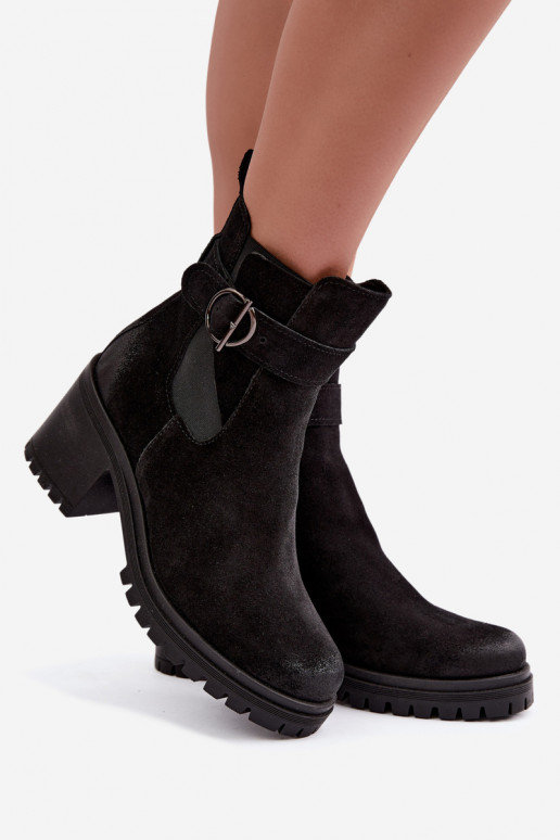 Chaussures pour femmes en faux daim avec talons Zazoo 60601 en couleur noire