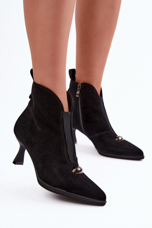 Peau Chaussures en daim Féminin avec des talons réchauffer T.Sokolski S2 Z26-281 couleur noire