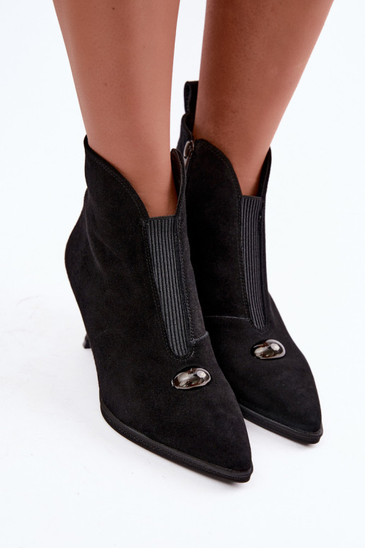 Peau Chaussures en daim Féminin avec des talons réchauffer T.Sokolski S2 Z26-281 couleur noire
