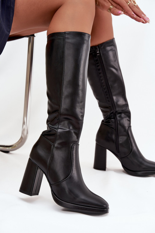 Bottes au-dessus du genou pour femmes avec talons en cuir synthétique noir Lyvella