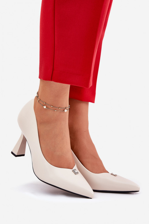Chaussures au style élégant sur un talon évasé Vinceza 62222 couleur sable