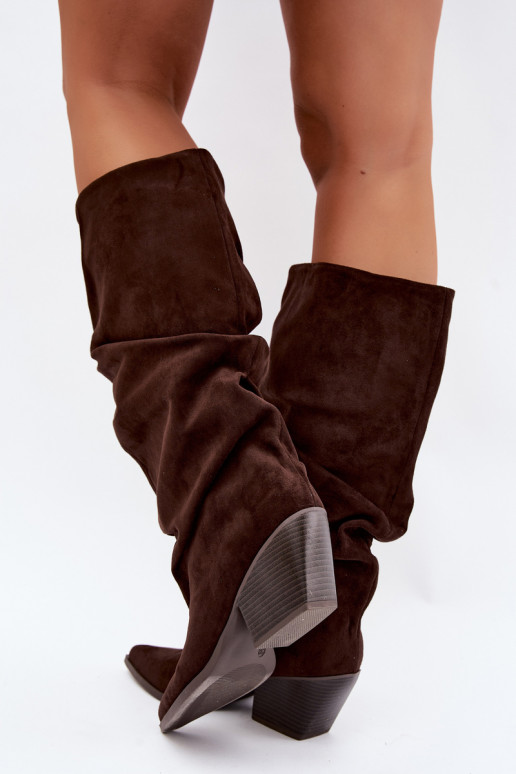 Bottes au-dessus du genou pour femmes avec partie supérieure incurvée et talons en daim couleur chocolat Durela