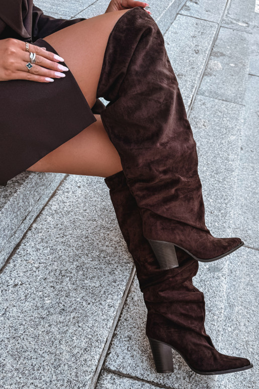 Bottes en chocolat à enfiler pour femmes avec talons Anica