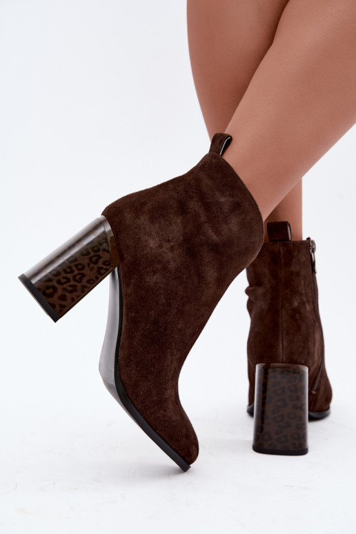 Bottines en daim avec isolation à l'intérieur en chocolat Zivella