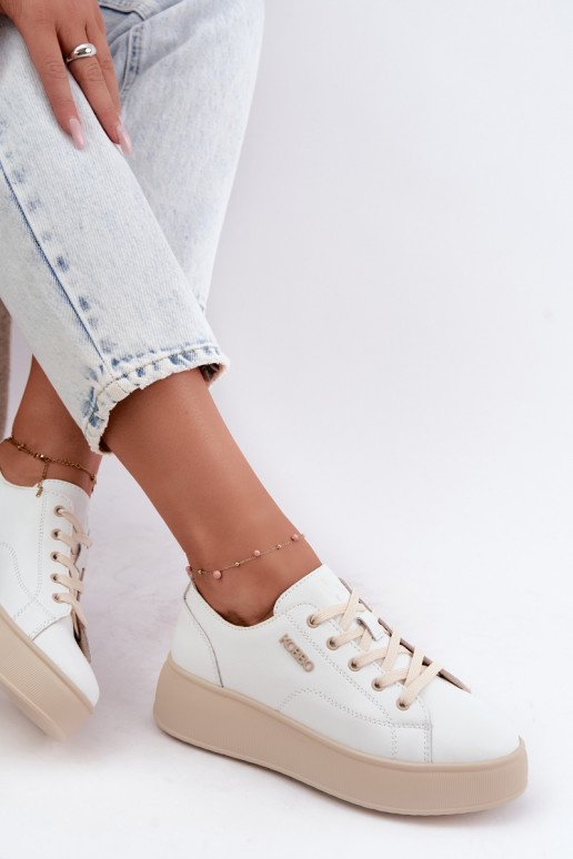 Baskets en simili cuir avec plateforme Kobbo en blanc