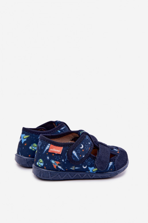 Chaussons pour enfants Milami avec fermetures auto-agrippantes et fusées en bleu marine Reathiana