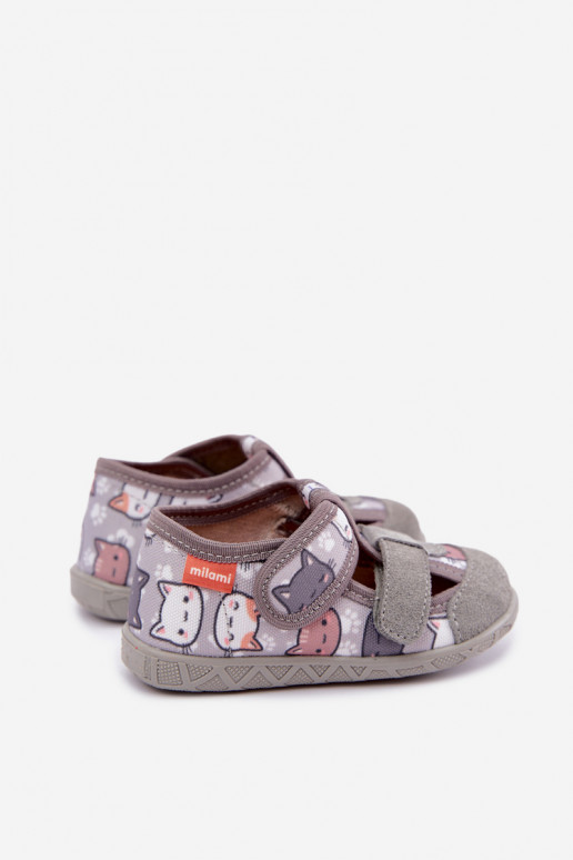 Chaussons pour enfants Milami avec fermetures auto-agrippantes et chats en gris Reathiana